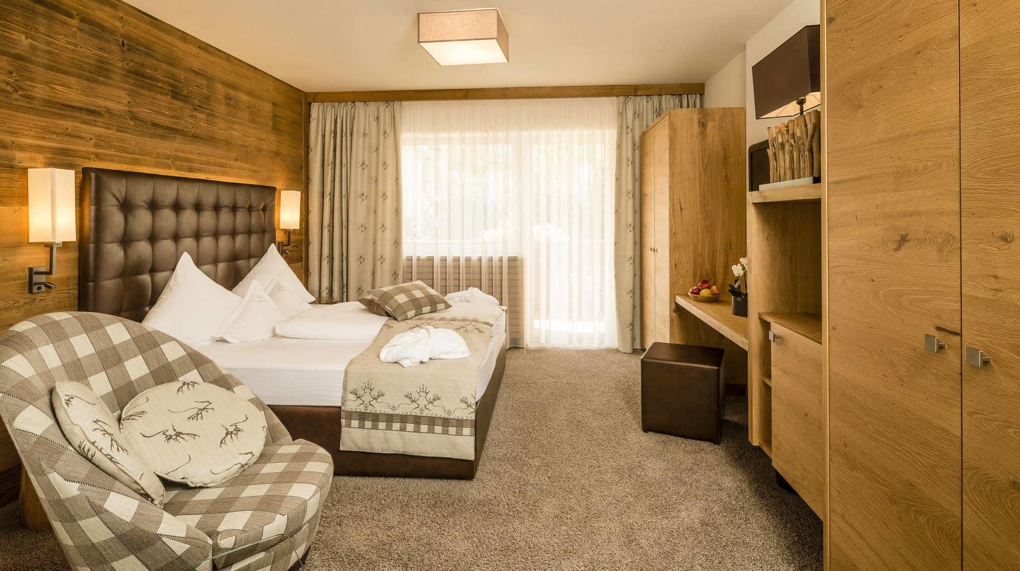 Dolcevita Hotel Jagdhof Laces Extérieur photo