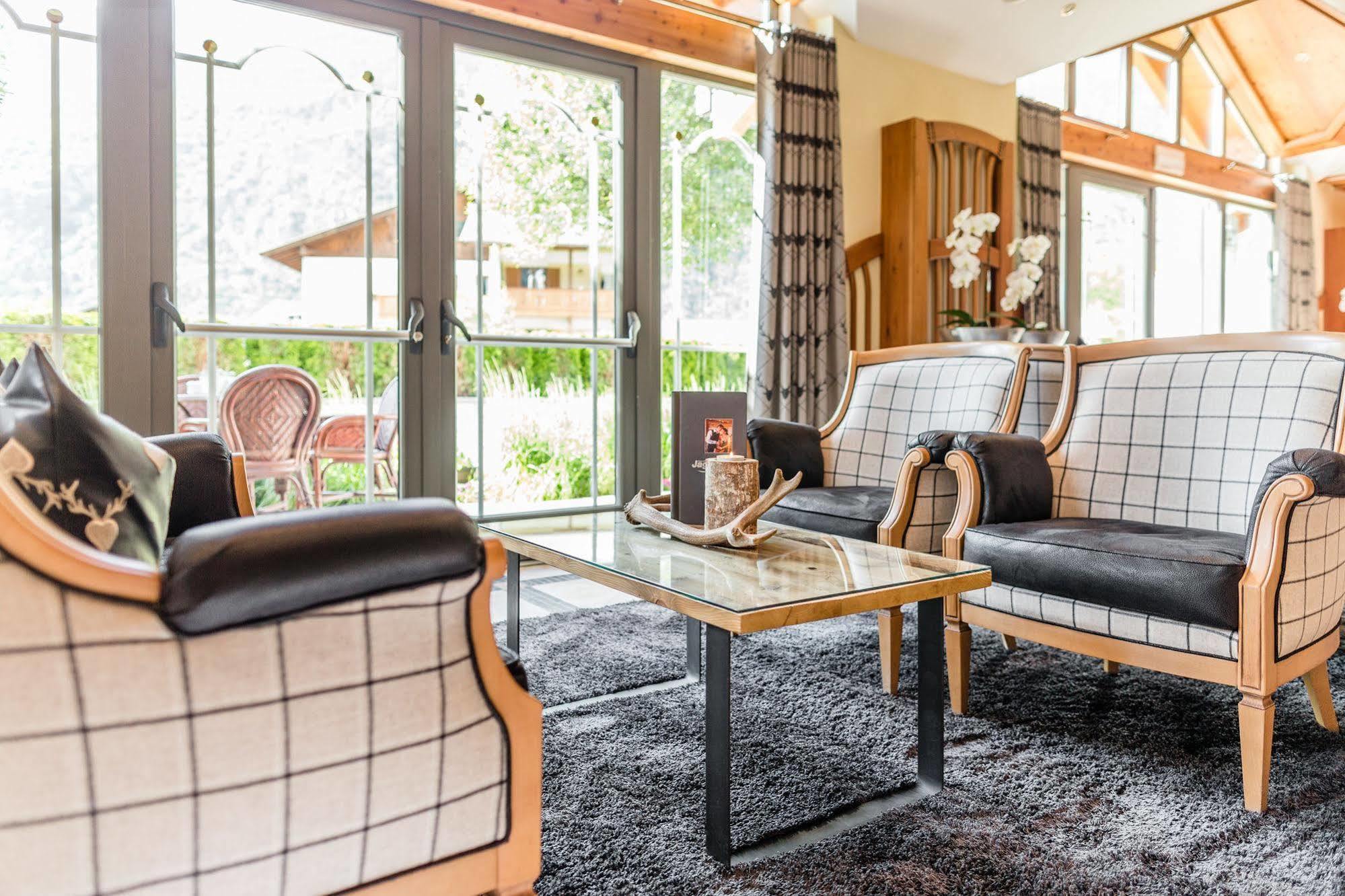 Dolcevita Hotel Jagdhof Laces Extérieur photo